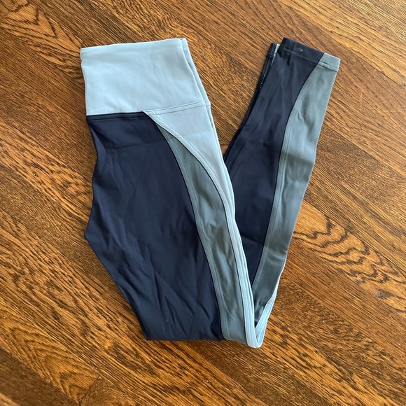 Lululemon Get Goin Train Tight 28” - Picture 5 of 9